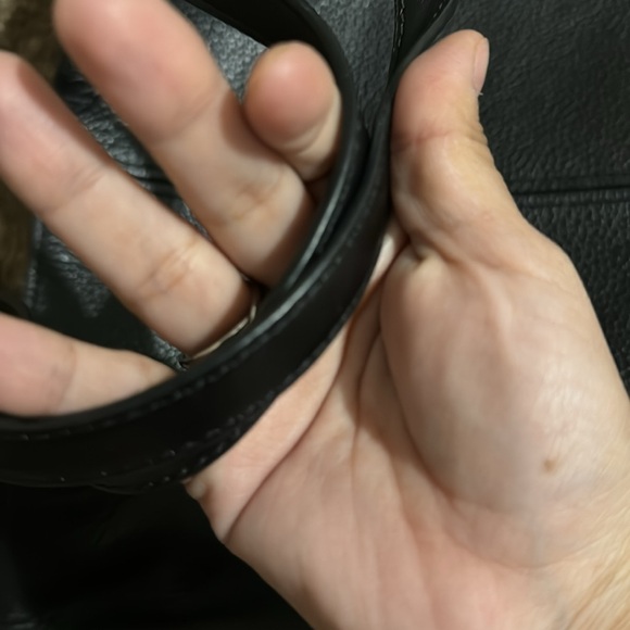 NWOT MK LEATHER TOTE BLACK - Picture 4 of 5